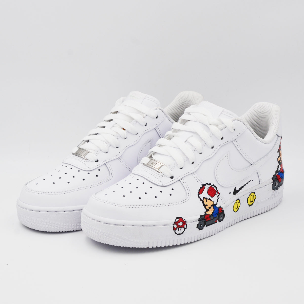 Customized AF1 Mario Bros - Handcraftd