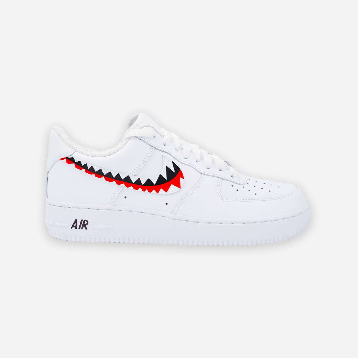 Customized AF1 Shark - Handcraftd