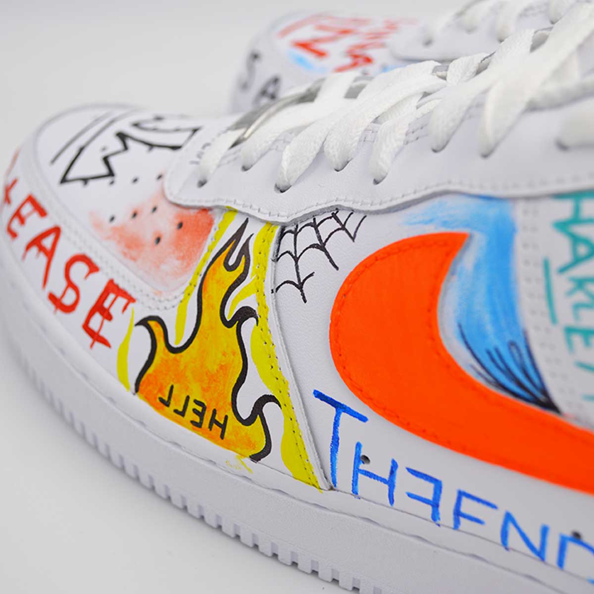 Customized AF1 Graffiti Art - Handcraftd