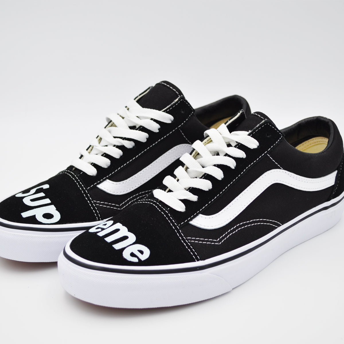 Customized Old Skool Supreme - Handcraftd