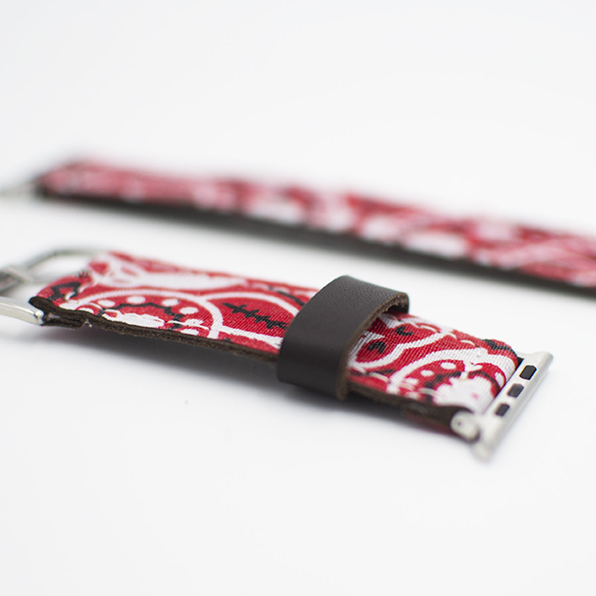 App personalizada. Reloj Bandana Roja - Handcraftd