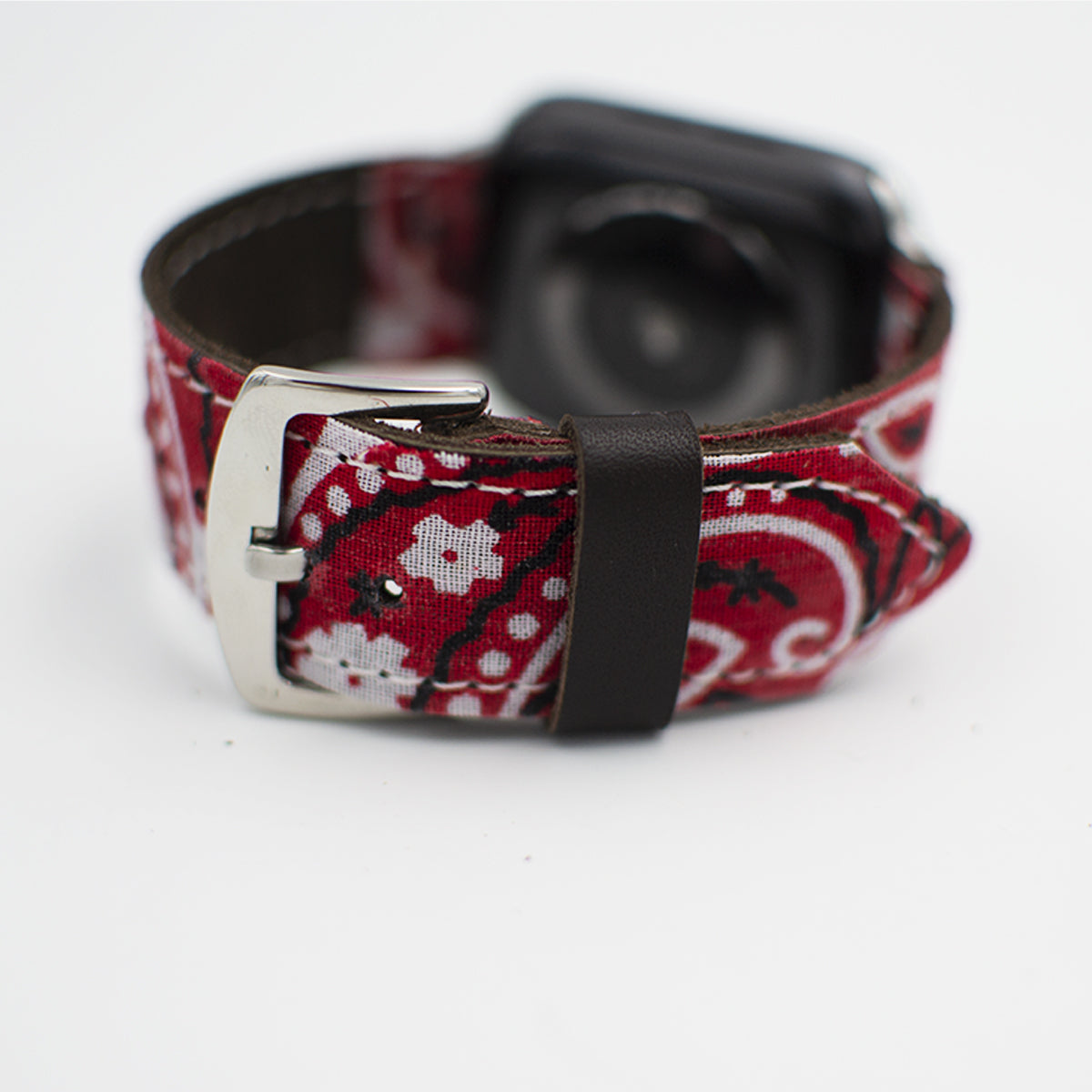 App. personnalisée. Montre Bandana rouge - Handcraftd