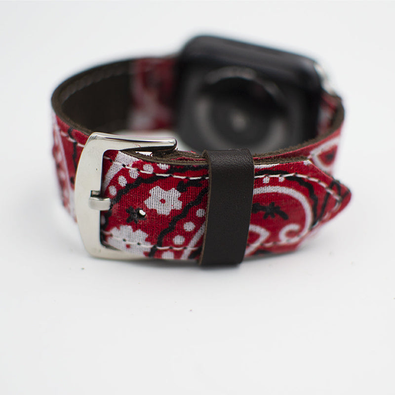 App. personnalisée. Montre Bandana rouge - Handcraftd