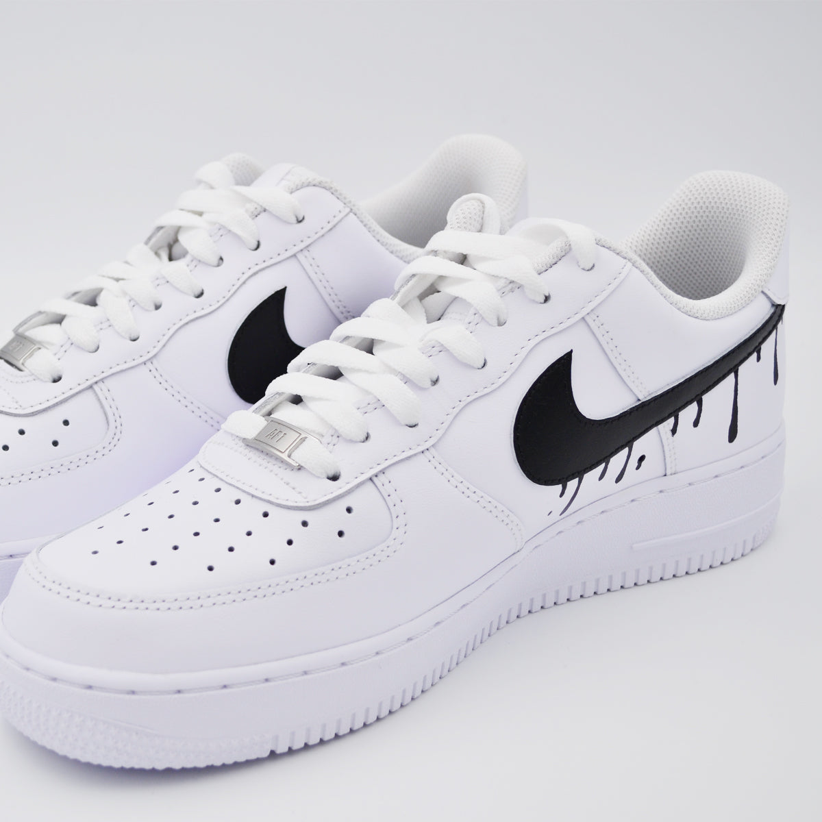 AF1 Drip Swoosh personnalisé - Handcraftd